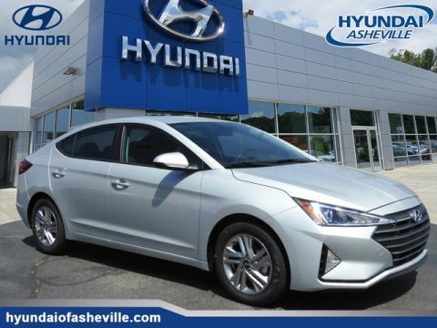 New 2019 Hyundai Elantra SEL
